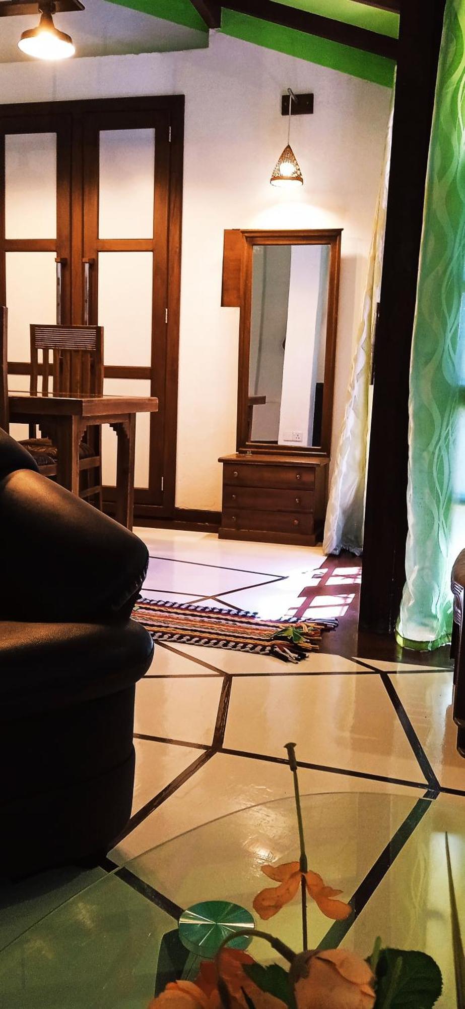 Nilas Guesthouse ヒッカドゥワ エクステリア 写真