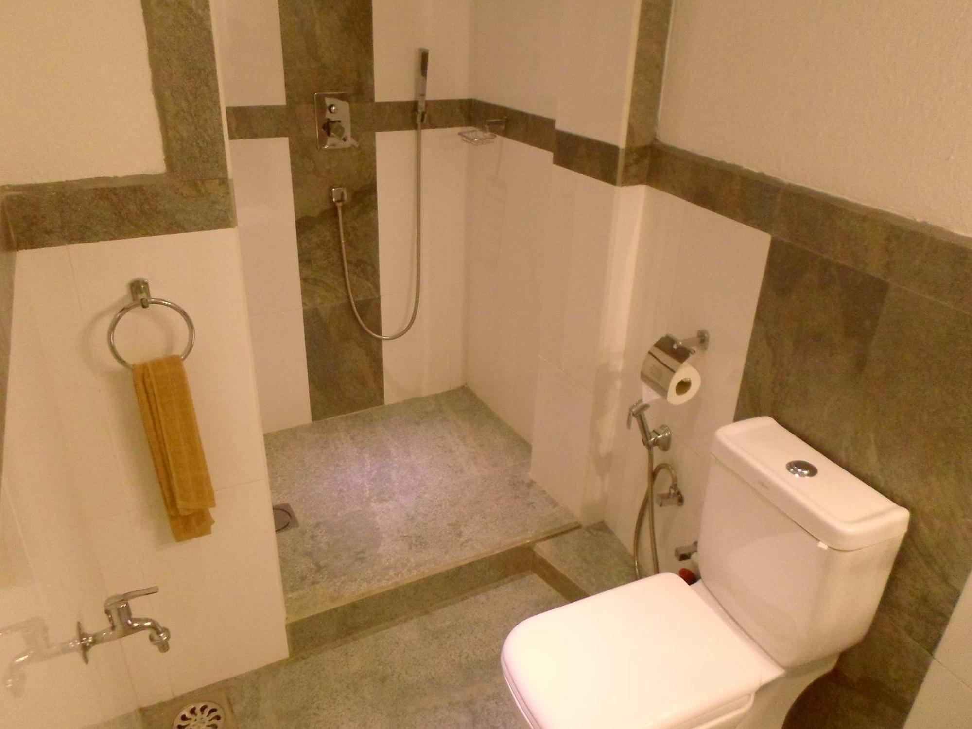 Nilas Guesthouse ヒッカドゥワ エクステリア 写真
